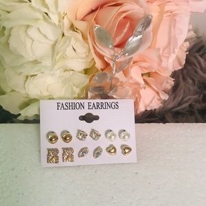 New 6 pairs of earrings